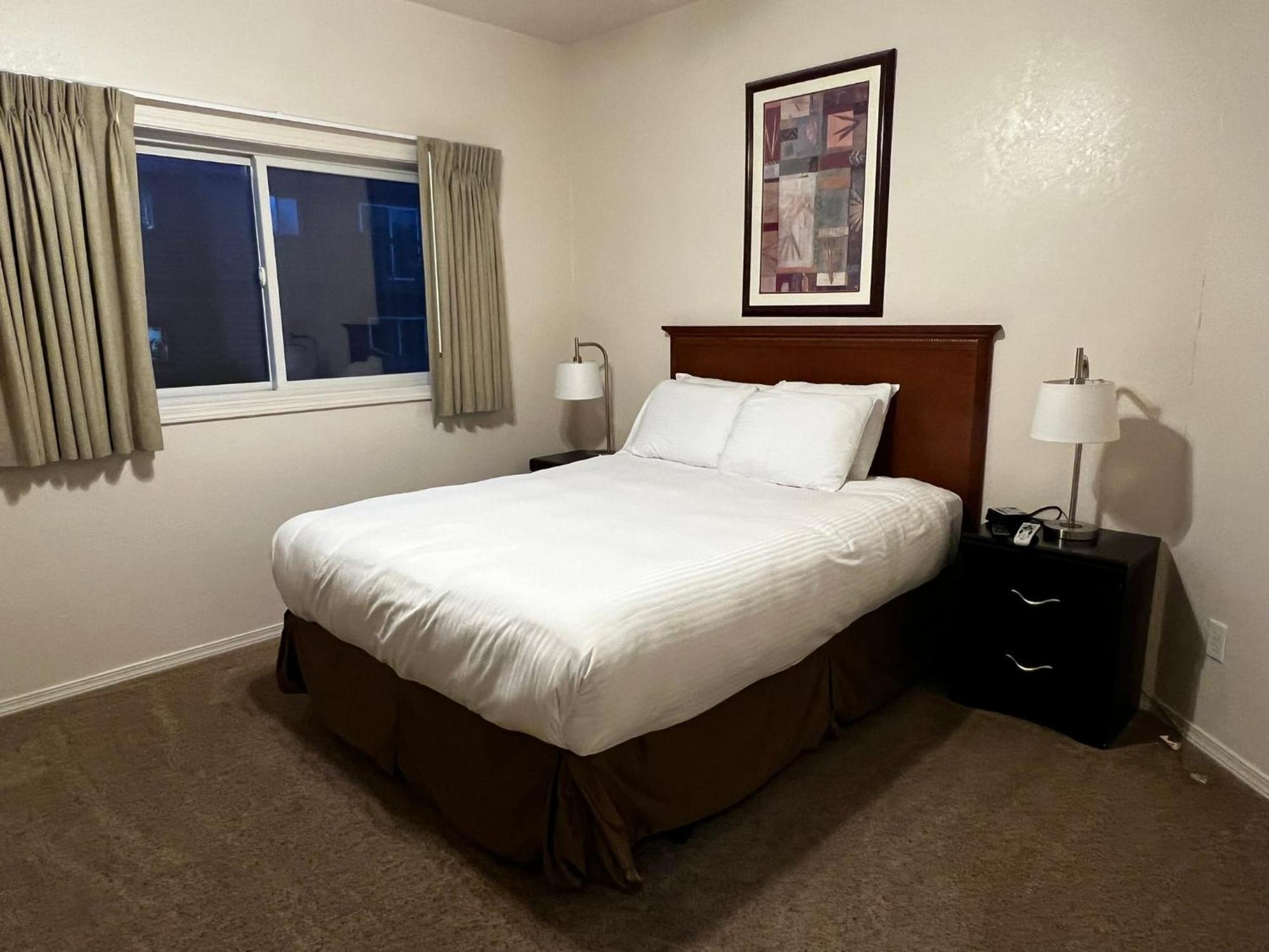 Canyon Plaza Premier Studio And Apartments Тусан Екстериор снимка